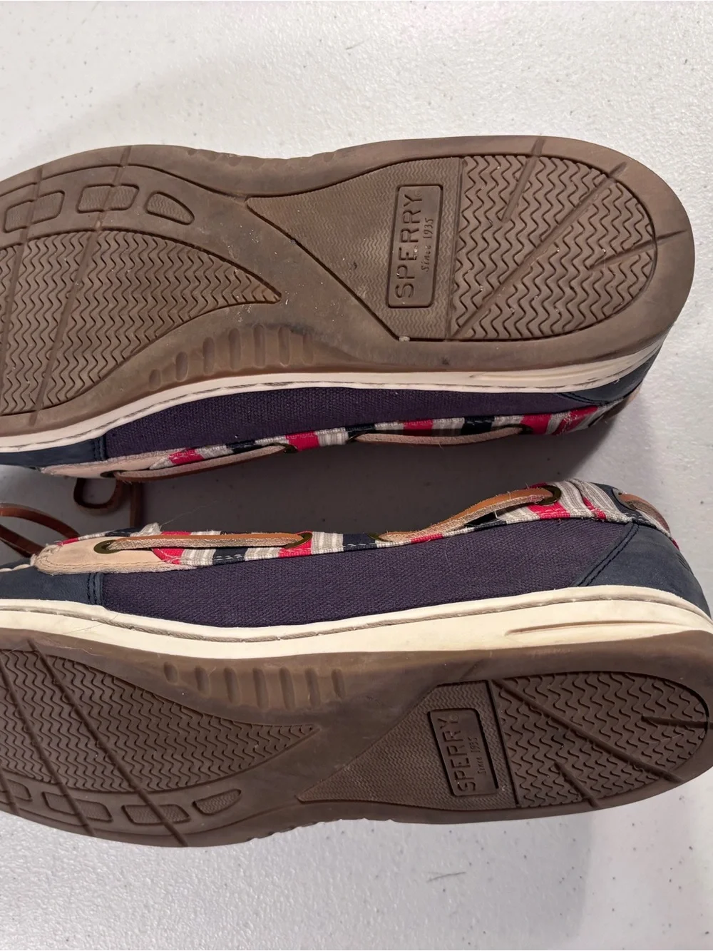 Sperry Navy women’s Boat Shoes with Red & Cream Striped Trim